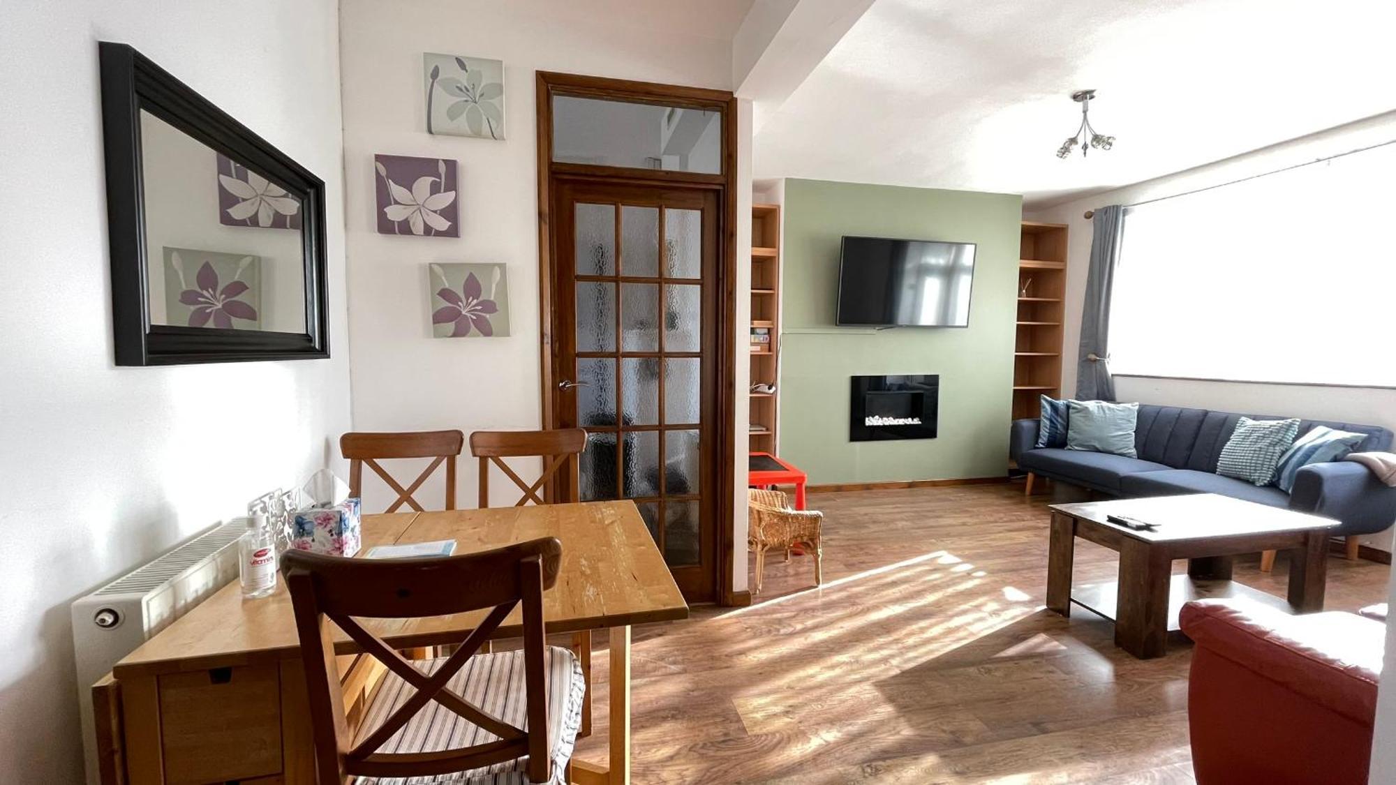 2 Bedrooms 2 Stations Лондон Экстерьер фото